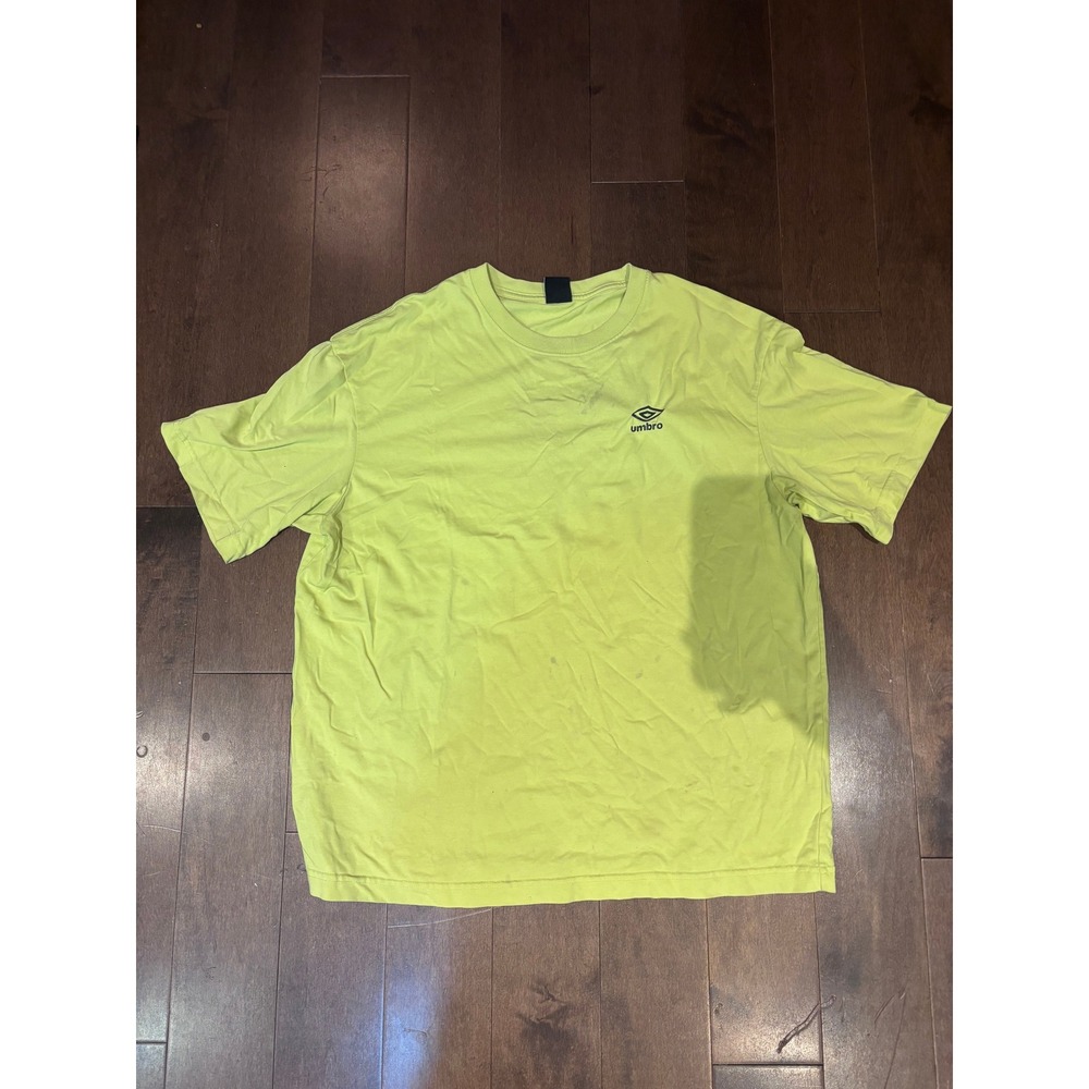 Umbro Neon Lime Green Short Sleeve T-Shirt Embroidered Logo Sporty Streetwear